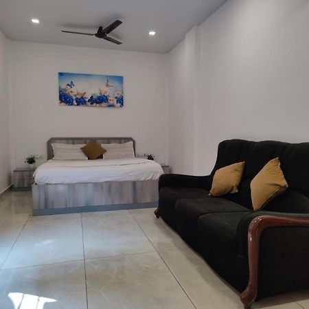 لونافالا Aqua Villa Luxury Home Stay المظهر الخارجي الصورة