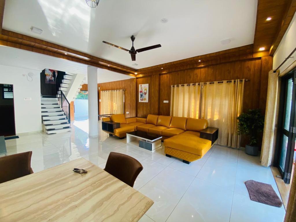 لونافالا Aqua Villa Luxury Home Stay المظهر الخارجي الصورة
